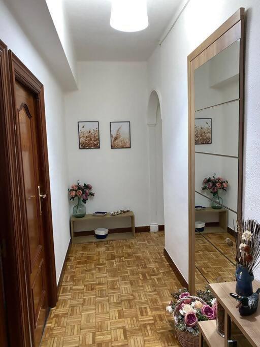 Amplio Alojamiento Guerrilleros Centro Salamanca Dış mekan fotoğraf